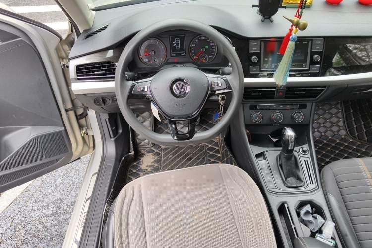 Used Volkswagen Lavida 2019 280TSI DSG Comfort Edition China VI standard Steering Wheel