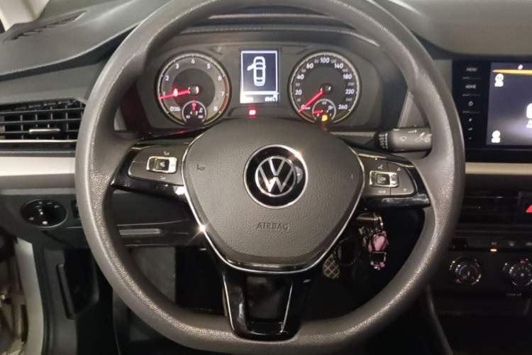 Used Volkswagen Lavida 2019 1.5L Automatic Comfort Edition China VI Standard Steering Wheel