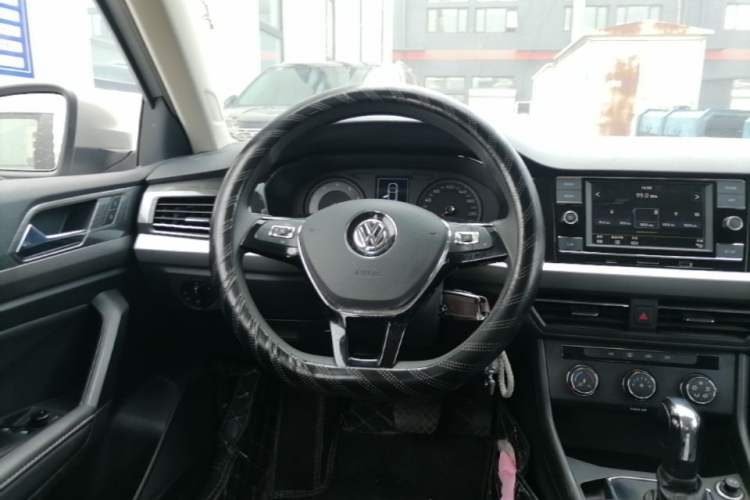 Used Volkswagen Lavida 2019 1.5L Automatic Comfort Edition China VI Standard Steering Wheel