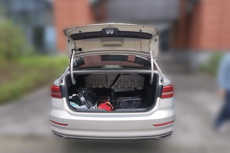 Used Volkswagen Lavida 2019 280TSI DSG Comfort Edition China VI standard Trunk