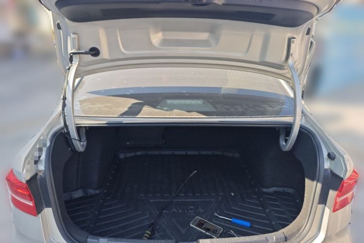 Used Volkswagen Lavida 2019 1.5L Automatic Vision Edition China VI Standard Trunk