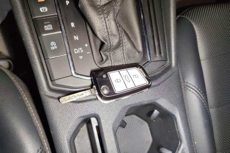 Used Volkswagen Lavida 2019 1.5L Automatic Comfort Edition China VI Standard Vehicle Key