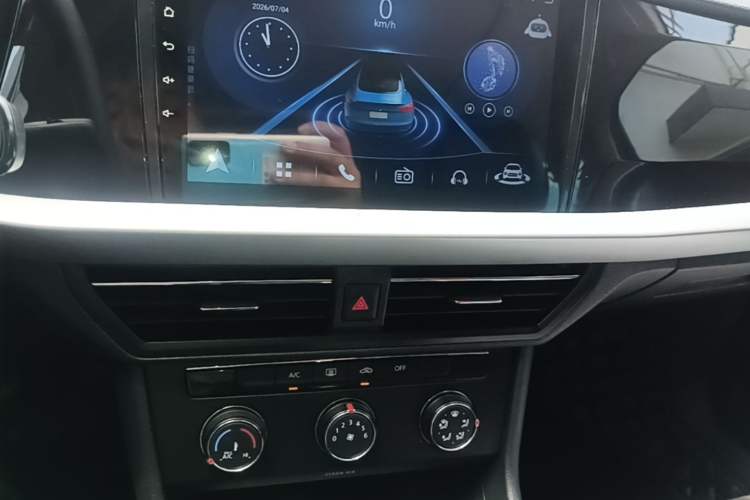 Used Volkswagen Lavida 2021 280TSI DSG Comfort Edition Audio And AC Panel