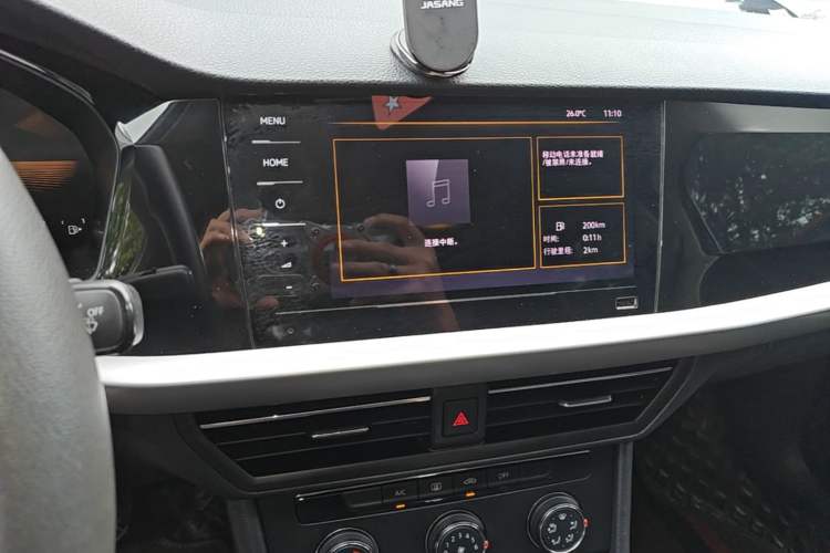 Used Volkswagen Lavida 2021 1.5L Automatic Comfort Edition Audio And AC Panel