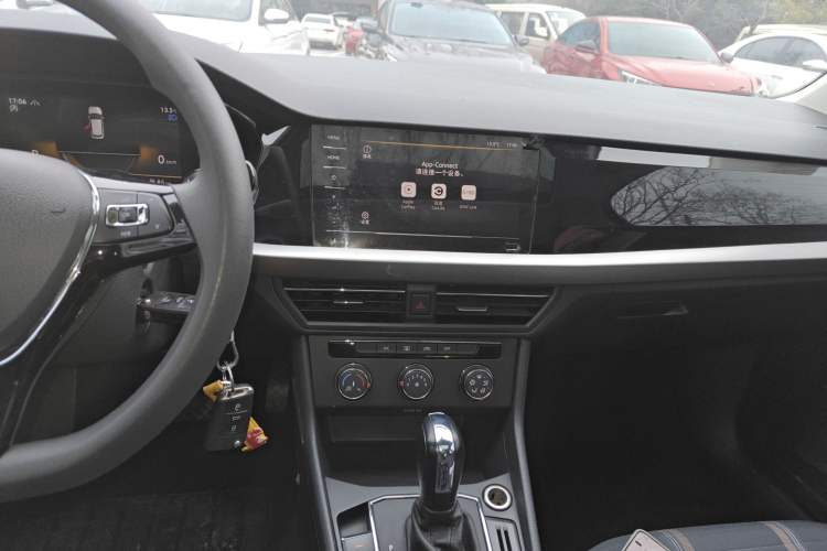 Used Volkswagen Lavida 2021 280TSI DSG Comfort Edition Audio And AC Panel
