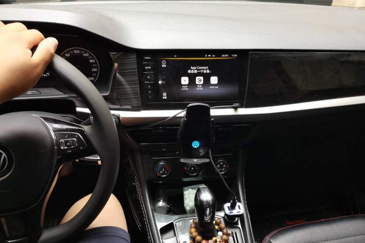 Used Volkswagen Lavida 2021 1.5L Automatic Fashion Edition Audio And AC Panel