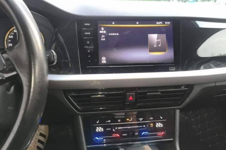 Used Volkswagen Lavida 2021 280TSI DSG Luxury Edition Audio And AC Panel