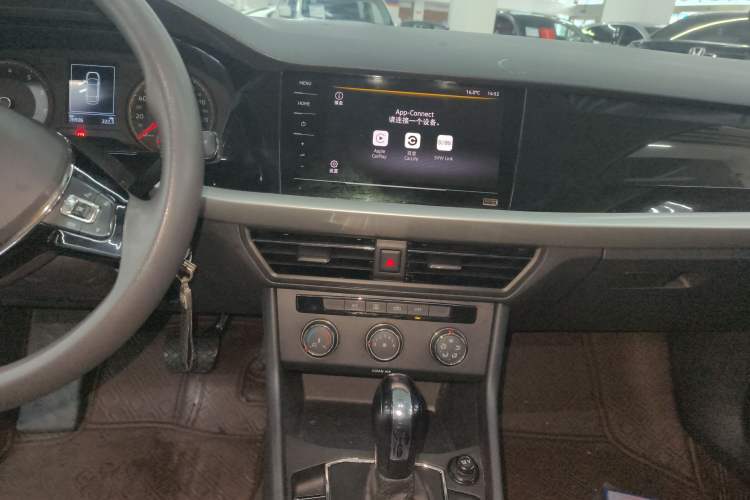 Used Volkswagen Lavida 2021 280TSI DSG Comfort Edition Audio And AC Panel