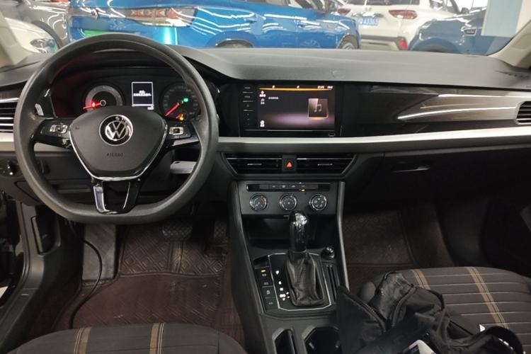 Used Volkswagen Lavida 2021 280TSI DSG Comfort Edition Center Console