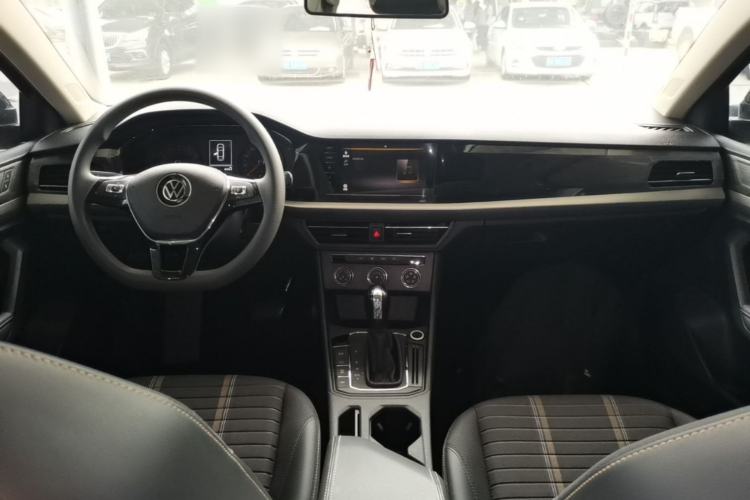 Used Volkswagen Lavida 2021 280TSI DSG Comfort Edition Center Console