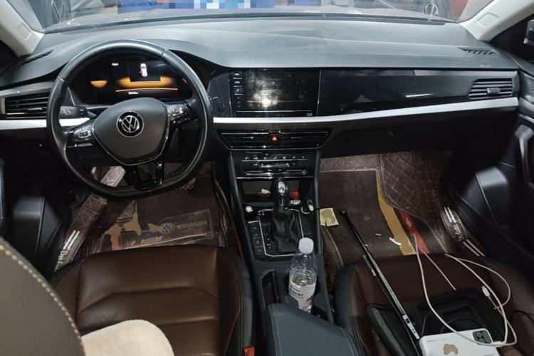 Used Volkswagen Lavida 2021 280TSI DSG Luxury Edition Center Console