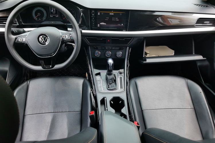 Used Volkswagen Lavida 2021 280TSI DSG Comfort Edition Center Console