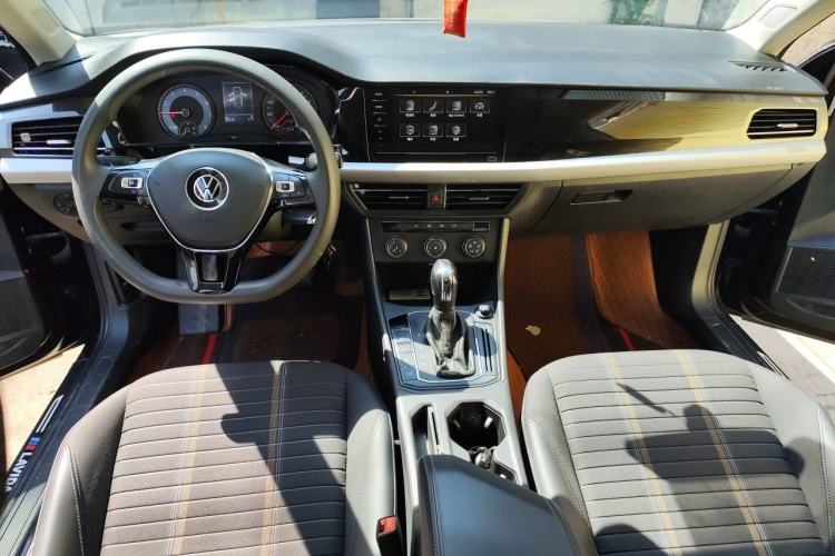 Used Volkswagen Lavida 2021 280TSI DSG Comfort Edition Center Console