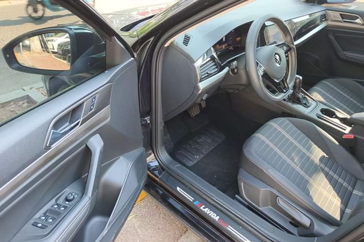Used Volkswagen Lavida 2021 280TSI DSG Comfort Edition Driver Seat