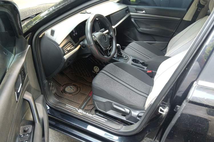 Used Volkswagen Lavida 2021 1.5L Automatic Fashion Edition Driver Seat