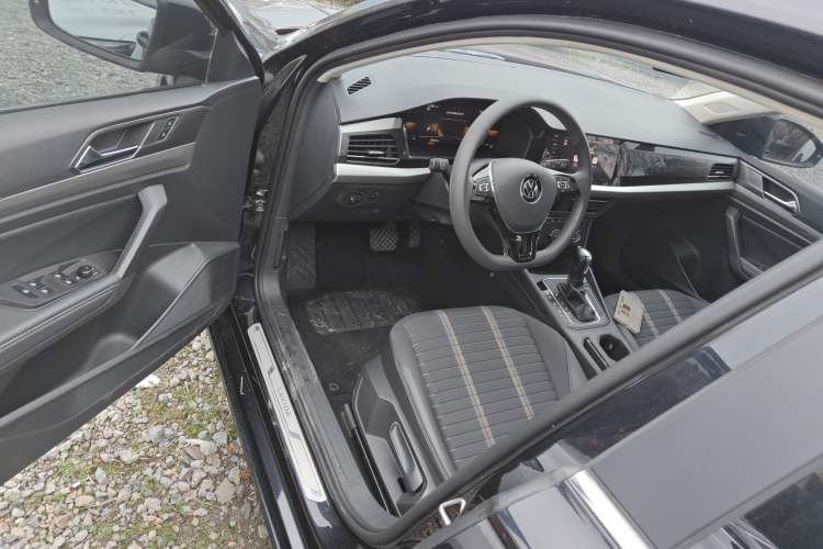 Used Volkswagen Lavida 2021 280TSI DSG Comfort Edition Driver Seat