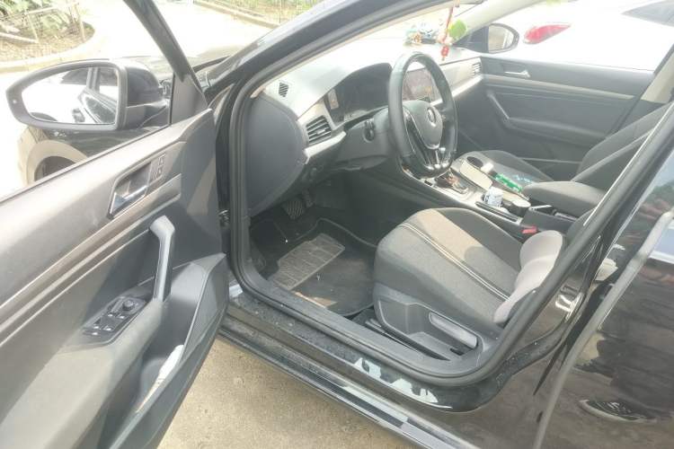 Used Volkswagen Lavida 2021 1.5L Automatic Fashion Edition Driver Seat