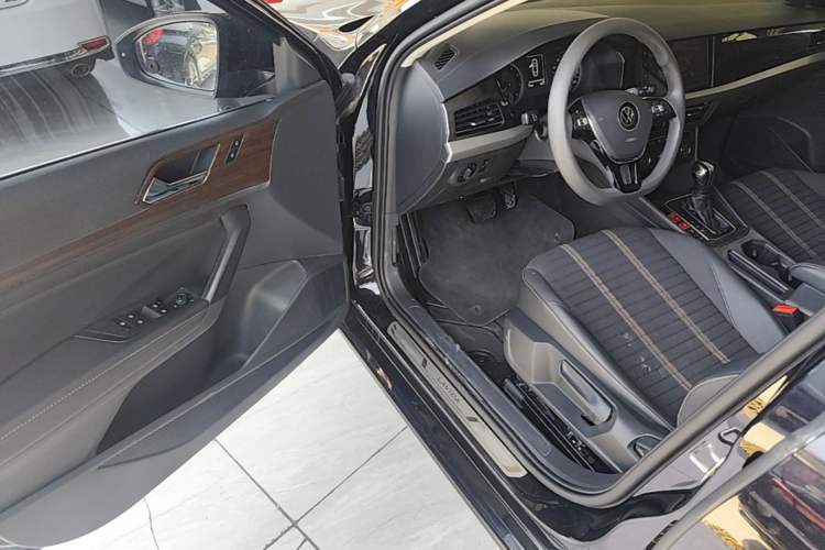 Used Volkswagen Lavida 2021 280TSI DSG Comfort Edition Driver Seat