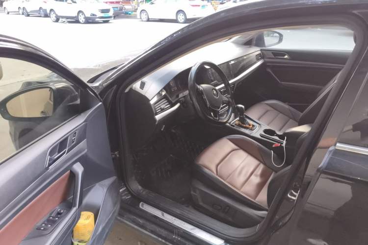 Used Volkswagen Lavida 2021 280TSI DSG Luxury Edition Driver Seat