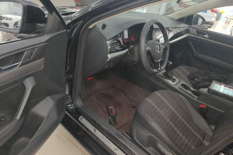 Used Volkswagen Lavida 2021 280TSI DSG Comfort Edition Driver Seat