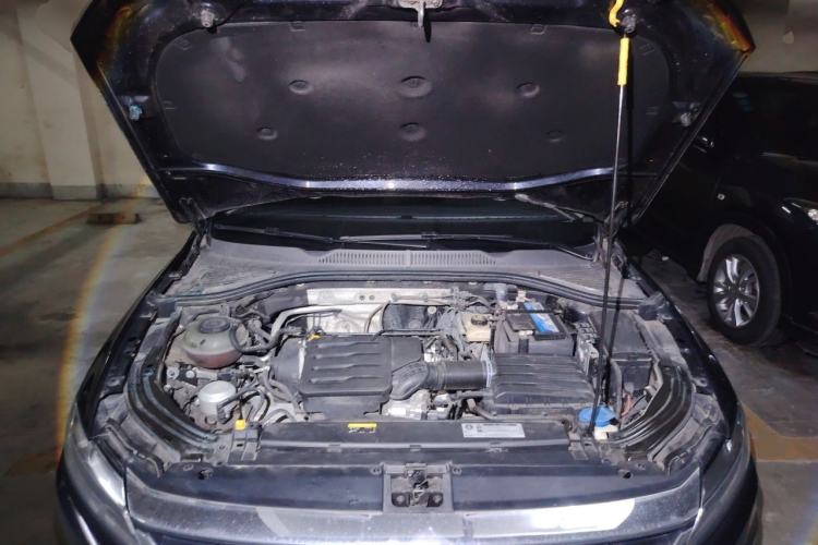 Used Volkswagen Lavida 2021 1.5L Automatic Comfort Edition Engine Bay