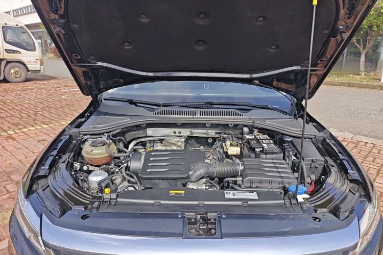 Used Volkswagen Lavida 2021 1.5L Automatic Comfort Edition Engine Bay