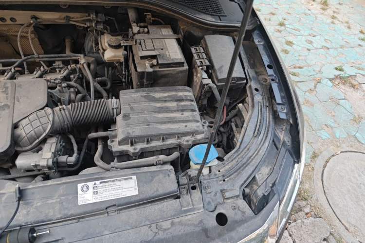 Used Volkswagen Lavida 2021 1.5L Automatic Comfort Edition Engine Bay Left