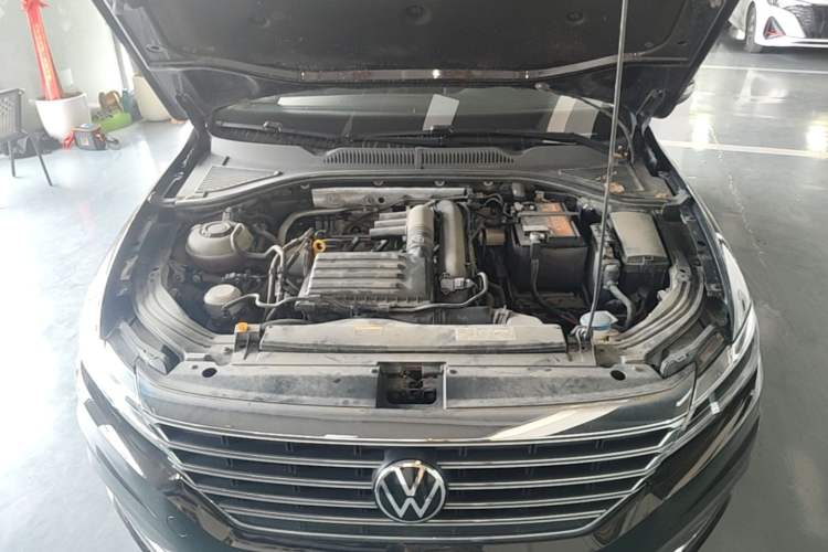Used Volkswagen Lavida 2021 280TSI DSG Luxury Edition Engine Bay