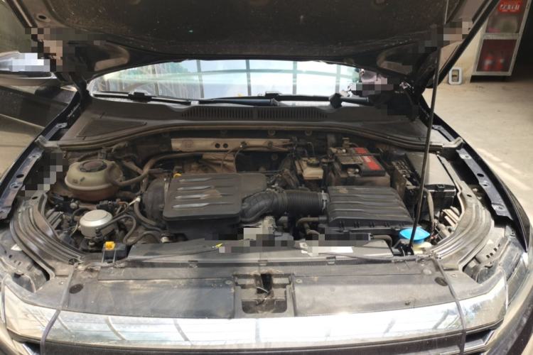 Used Volkswagen Lavida 2021 1.5L Automatic Fashion Edition Engine Bay