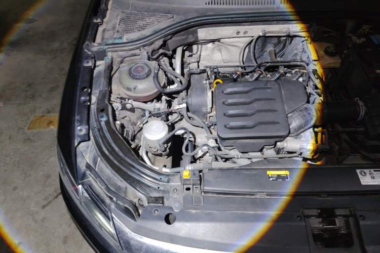 Used Volkswagen Lavida 2021 1.5L Automatic Comfort Edition Engine Bay Right