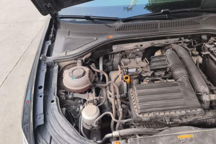 Used Volkswagen Lavida 2021 280TSI DSG Luxury Edition Engine Bay Right