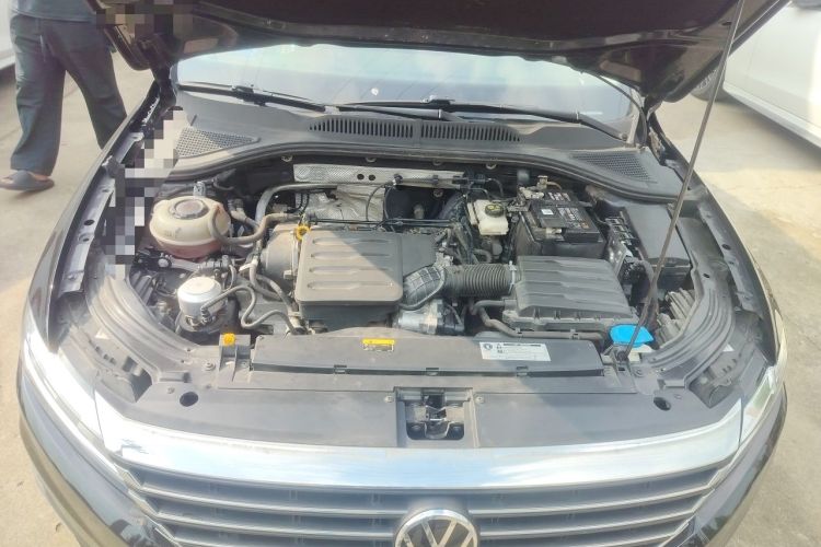 Used Volkswagen Lavida 2021 1.5L Automatic Fashion Edition Engine Bay