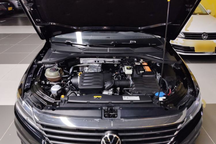 Used Volkswagen Lavida 2021 1.5L Automatic Comfort Edition Engine Bay