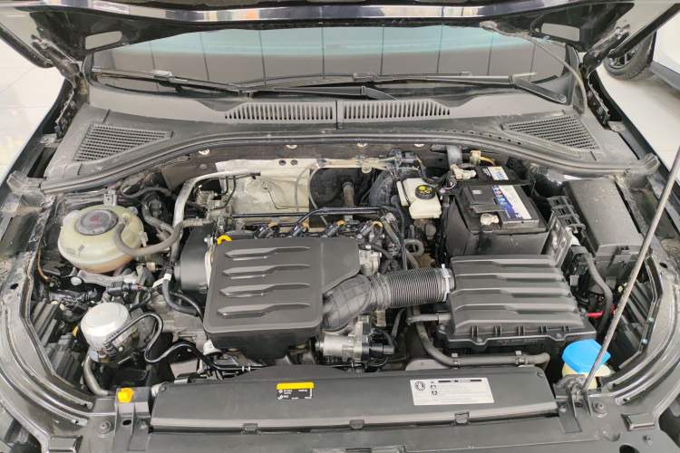 Used Volkswagen Lavida 2021 1.5L Automatic Fashion Edition Engine Bay