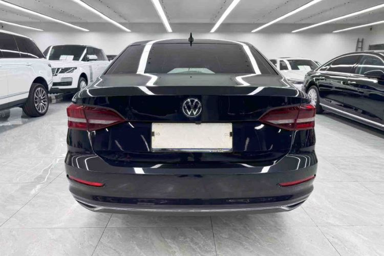 Used Volkswagen Lavida 2021 1.5L Automatic Comfort Edition Exterior 1