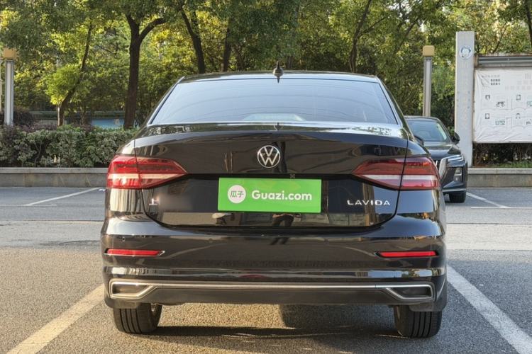 Used Volkswagen Lavida 2021 1.5L Automatic Comfort Edition Exterior 2