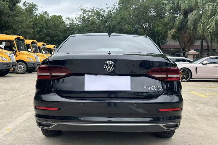 Used Volkswagen Lavida 2021 280TSI DSG Comfort Edition Exterior 7