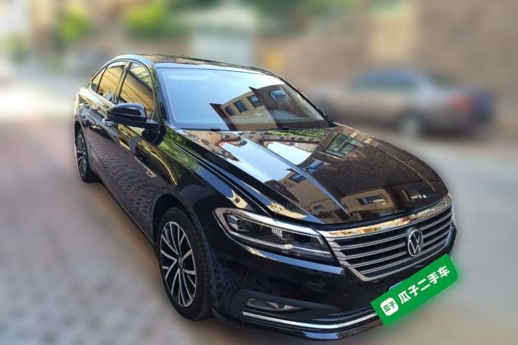 Used Volkswagen Lavida 2021 280TSI DSG Luxury Edition Front Right 45 Deg