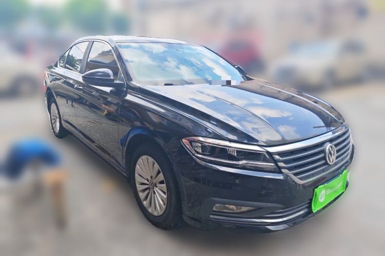 Used Volkswagen Lavida 2021 1.5L Automatic Comfort Edition Front Right 45 Deg