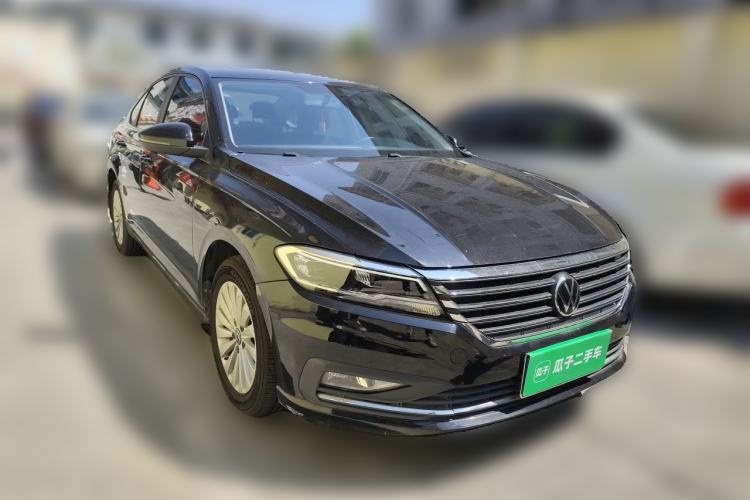 Used Volkswagen Lavida 2021 280TSI DSG Comfort Edition Front Right 45 Deg