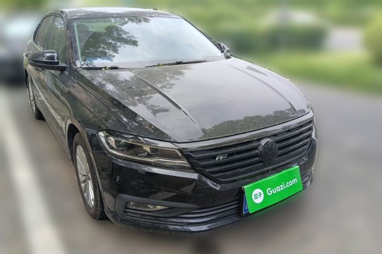 Used Volkswagen Lavida 2021 1.5L Automatic Comfort Edition Front Right 45 Deg
