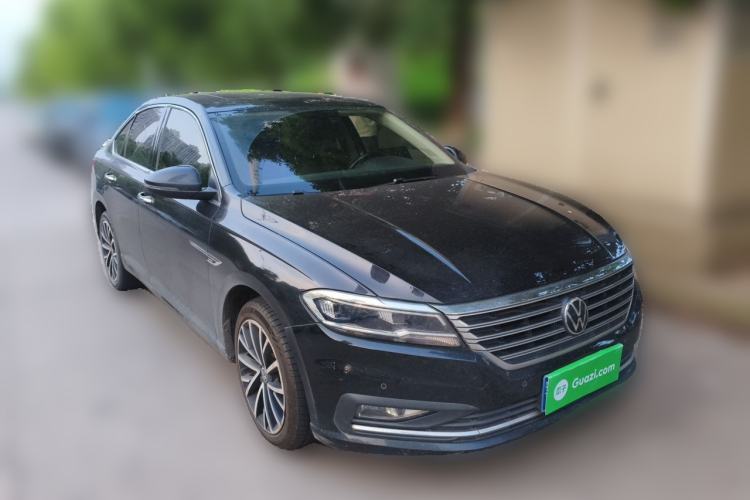 Used Volkswagen Lavida 2021 280TSI DSG Luxury Edition Front Right 45 Deg