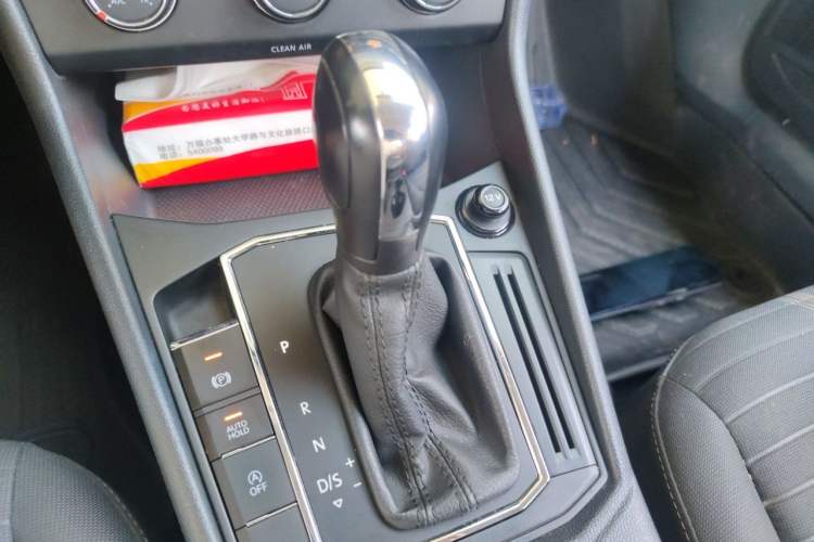 Used Volkswagen Lavida 2021 280TSI DSG Comfort Edition Gear Lever