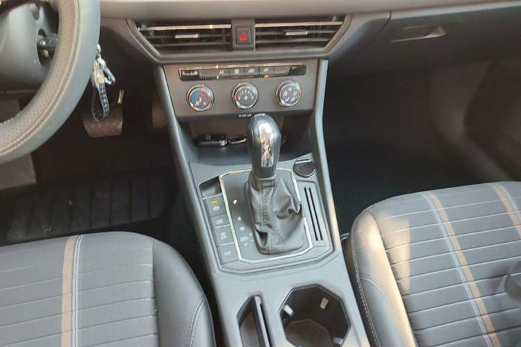 Used Volkswagen Lavida 2021 280TSI DSG Comfort Edition Gear Lever