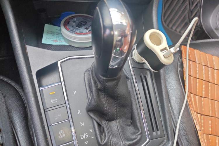 Used Volkswagen Lavida 2021 1.5L Automatic Comfort Edition Gear Lever