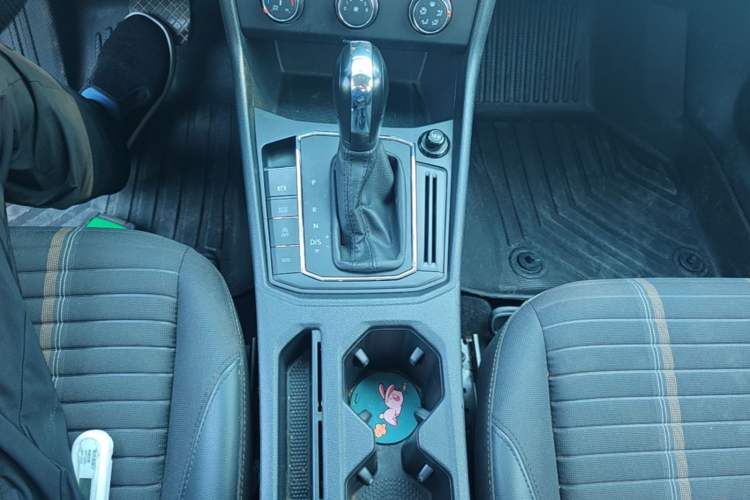 Used Volkswagen Lavida 2021 280TSI DSG Comfort Edition Gear Lever
