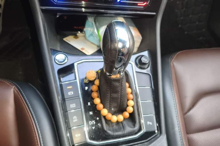 Used Volkswagen Lavida 2021 280TSI DSG Luxury Edition Gear Lever