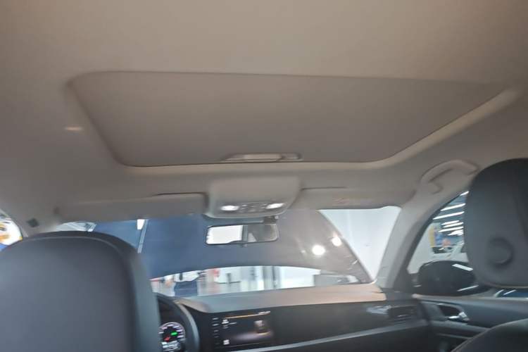 Used Volkswagen Lavida 2021 1.5L Automatic Comfort Edition Headliner