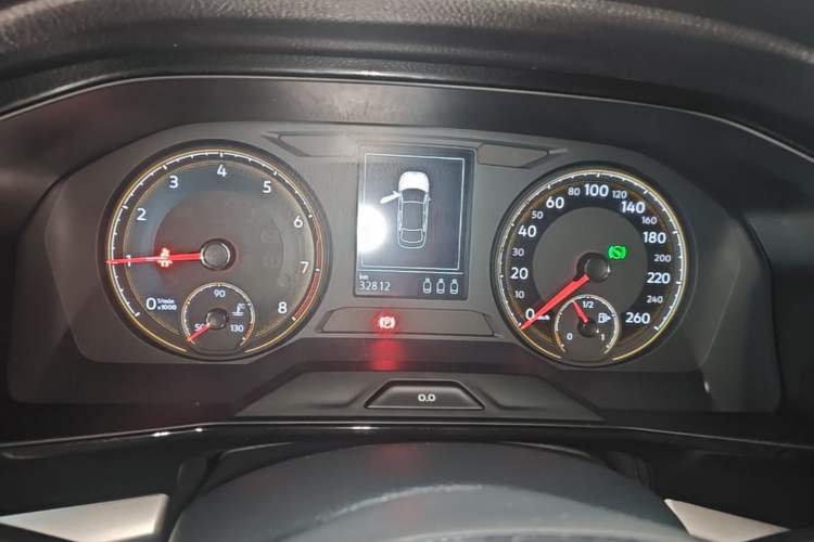 Used Volkswagen Lavida 2021 1.5L Automatic Comfort Edition Instrument Cluster