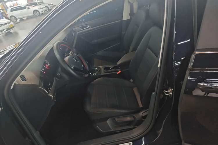 Used Volkswagen Lavida 2021 1.5L Automatic Comfort Edition Left Front Seat